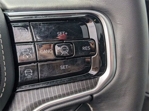 New 2026 Jeep Grand Wagoneer L Summit image 16