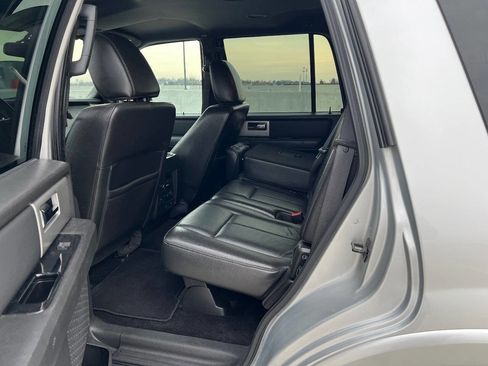 Used 2011 Ford Expedition Limited image 12