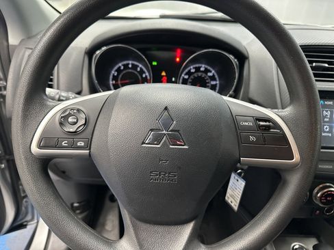 Used 2025 Mitsubishi Outlander Sport AWD image 30