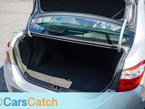 Used 2015 Toyota Corolla LE FWD image 32