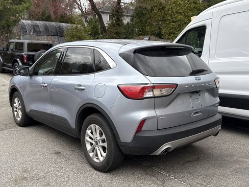 Used 2022 Ford Escape SE w/ Convenience Package image 4