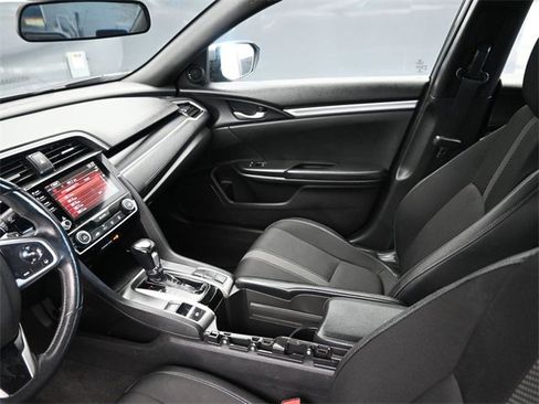 Certified 2019 Honda Civic Sport image 17