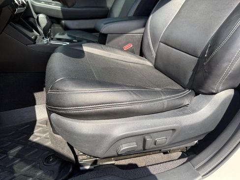 Used 2018 Subaru Outback 2.5i Limited image 26