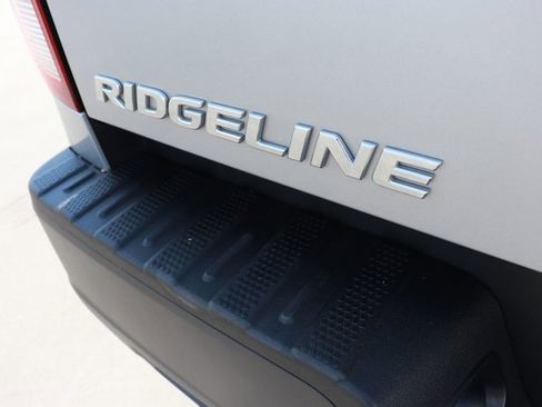 Used 2022 Honda Ridgeline RTL image 6