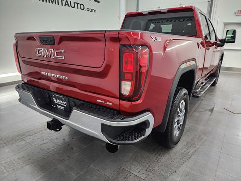 Used 2024 GMC Sierra 2500 SLE w/ SLE Value Package; image 4