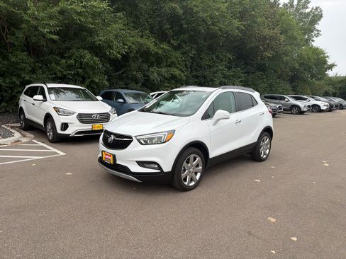 Used 2017 Buick Encore Essence w/ Experience Buick Package AWD/4WD image 4