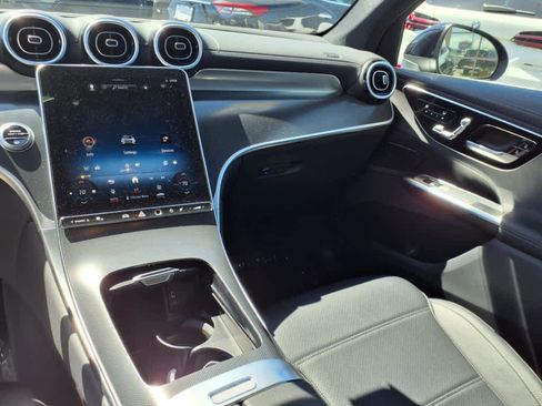 Used 2024 Mercedes-Benz GLC 300 GLC 300 image 14