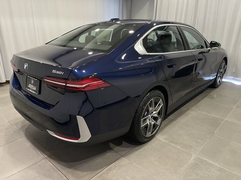 New 2026 BMW 530i xDrive AWD/4WD image 6
