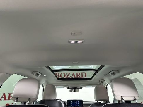 New 2025 Lincoln Aviator 2WD w/ Jet Appearance Package image 29