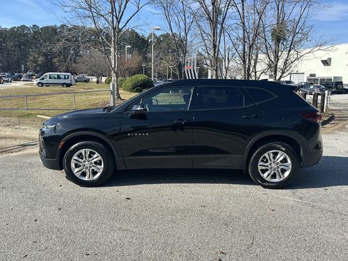 Used 2022 Chevrolet Blazer LT image 9