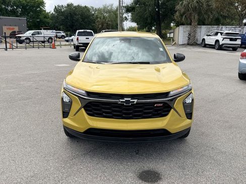 Certified 2024 Chevrolet Trax RS image 3