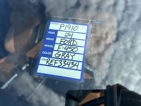 Used 2024 Ford F450 Platinum image 25