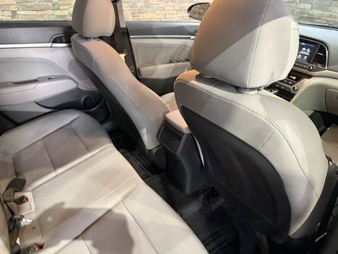 Used 2018 Hyundai Elantra SEL w/ Cargo Package image 31