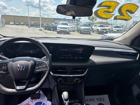 Used 2025 Buick Encore GX Sport Touring w/ Experience Buick Package FWD image 17