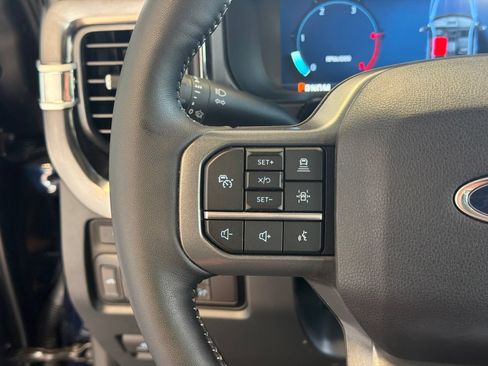 Used 2024 Ford F250 Lariat w/ Lariat Ultimate Package AWD/4WD image 18