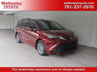 Used 2026 Toyota Sienna LE FWD video 1