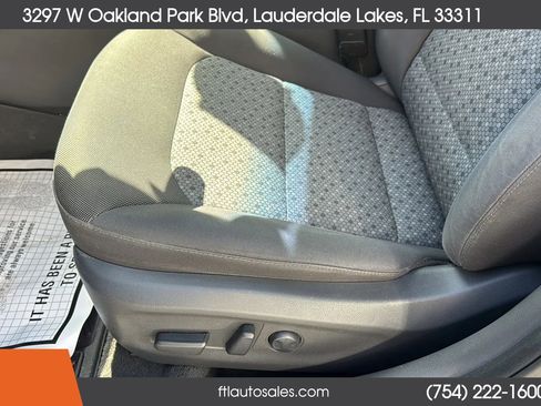 Used 2017 Hyundai Ioniq SEL w/ Tech Package 02 image 21