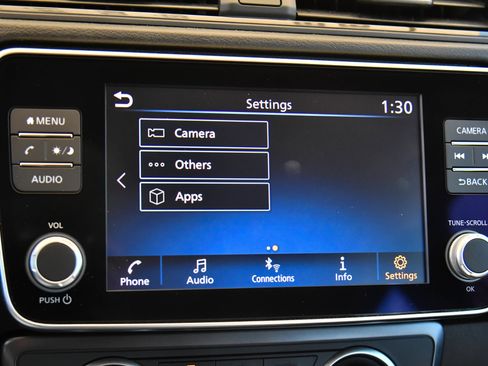 Used 2025 Nissan Leaf S FWD image 21