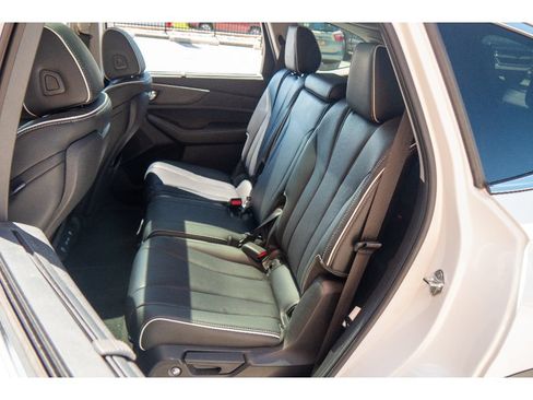 Used 2024 Acura MDX SH-AWD w/ Advance Package image 19
