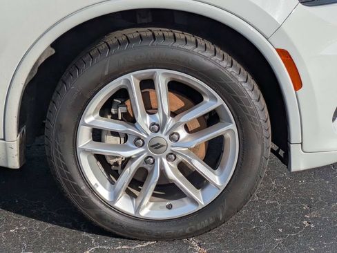 Used 2024 Dodge Durango GT AWD/4WD image 11