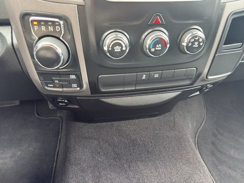 Used 2018 RAM 1500 Express AWD/4WD image 20