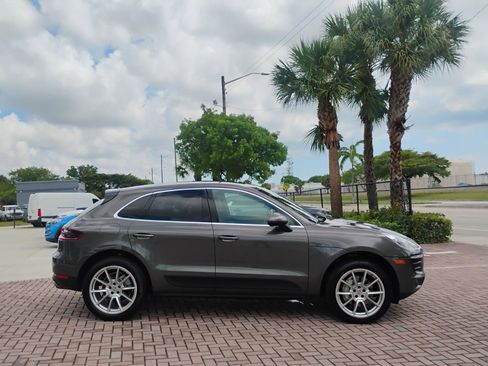 Used 2016 Porsche Macan S AWD/4WD image 47