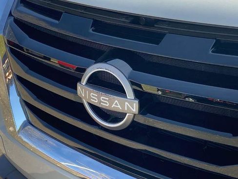 Used 2022 Nissan Pathfinder S image 27