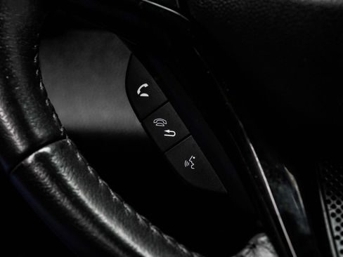 Used 2019 Honda HR-V Touring image 28