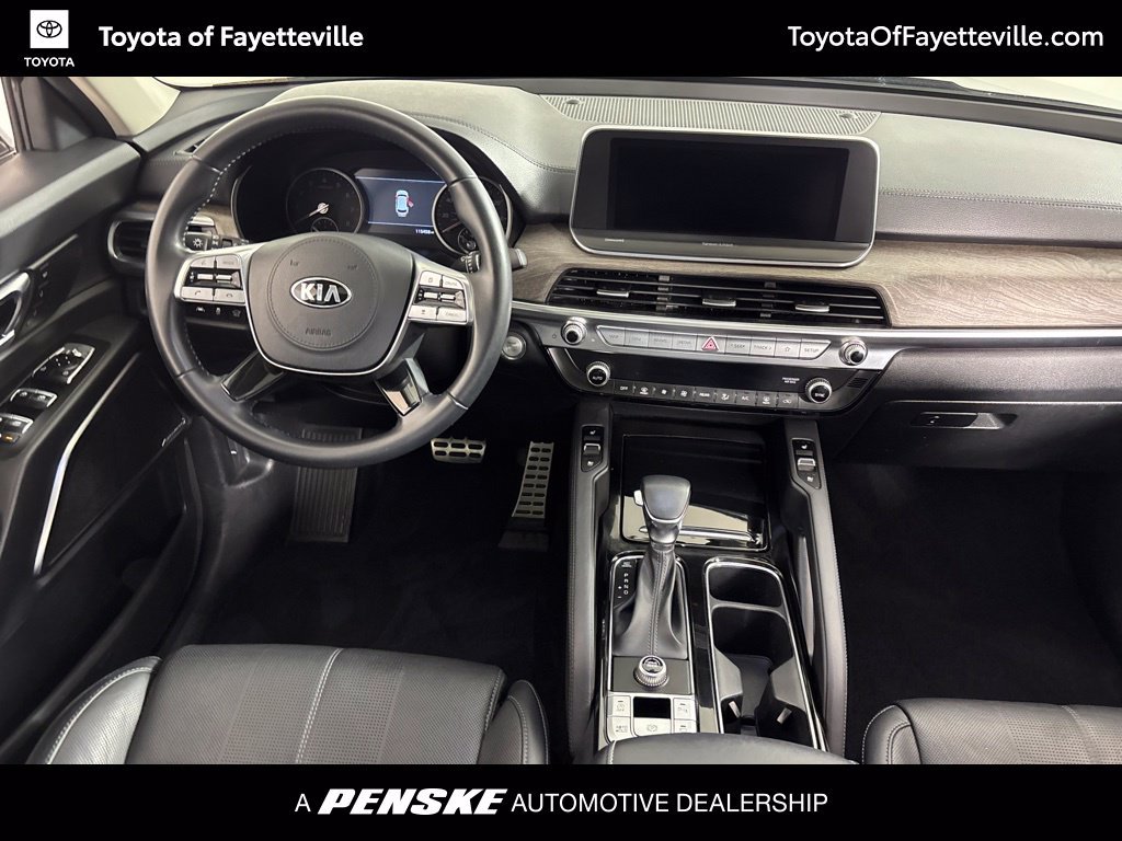 Used 2020 Kia Telluride SX w/ Towing Package FWD image 2