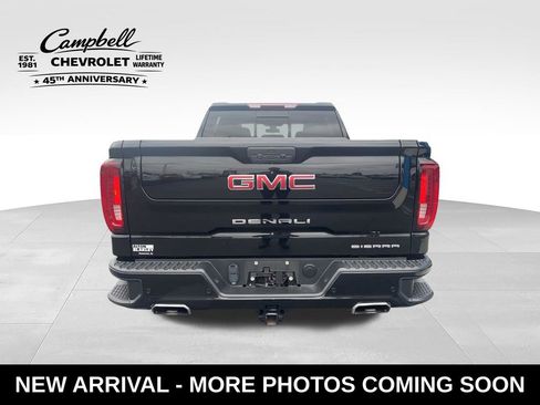 Used 2022 GMC Sierra 1500 Denali w/ Denali Premium Package AWD/4WD image 4