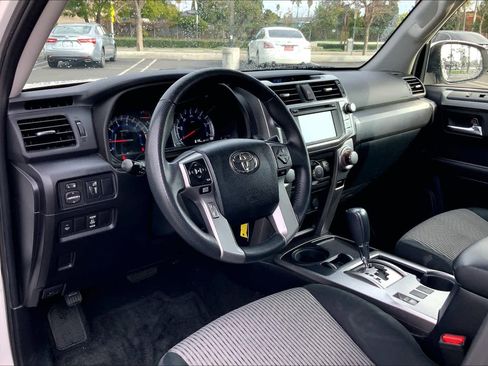 Used 2018 Toyota 4Runner SR5 RWD image 15