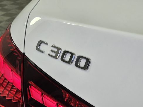 Used 2025 Mercedes-Benz C 300 Sedan image 13
