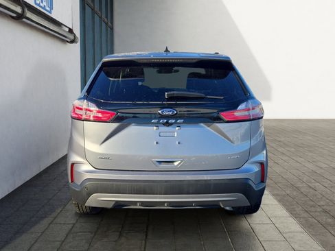 Certified 2024 Ford Edge SEL w/ Convenience Package image 4