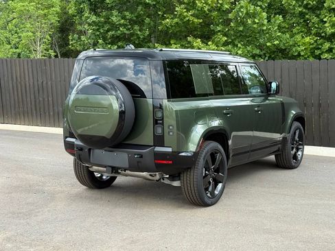 New 2026 Land Rover Defender 110 X-Dynamic SE AWD/4WD image 5