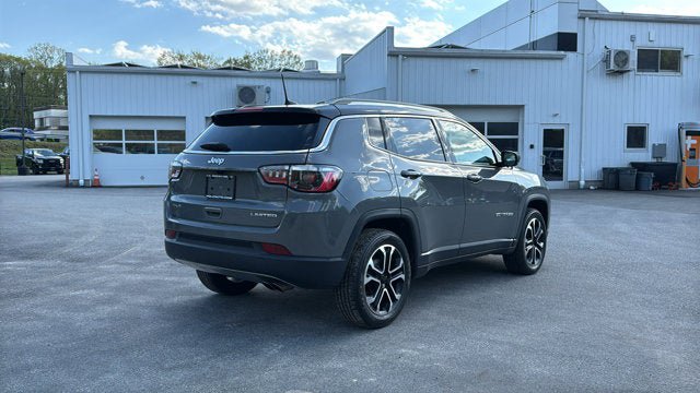 Used 2022 Jeep Compass Limited w/ Sun and Sound Group AWD/4WD image 6
