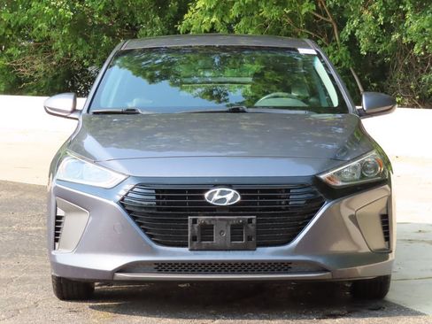 Used 2017 Hyundai Ioniq Blue FWD image 11