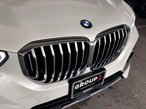 Used 2019 BMW X5 xDrive40i w/ Executive Package AWD/4WD image 29