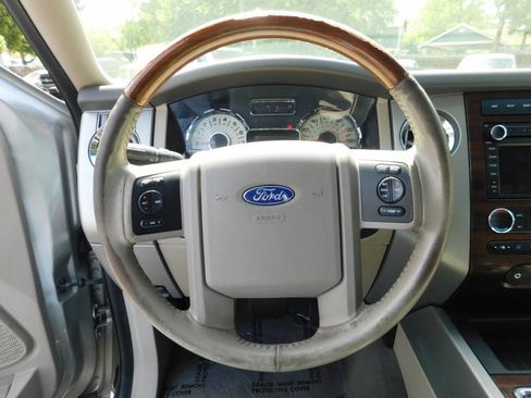 Used 2008 Ford Expedition EL Limited image 11