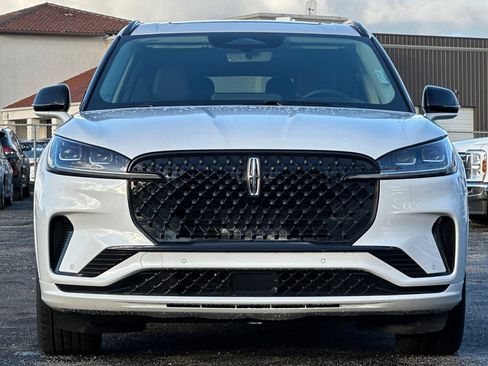 New 2026 Lincoln Aviator Reserve AWD/4WD image 8
