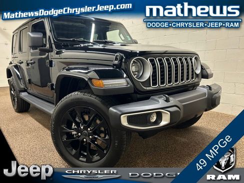 Used 2025 Jeep Wrangler Unlimited Sahara AWD/4WD image 1