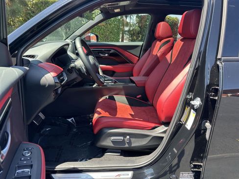 New 2025 Acura ADX A-Spec image 11