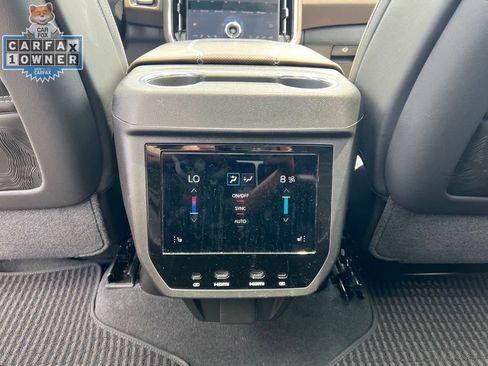 Used 2026 GMC Yukon Denali Ultimate AWD/4WD image 24