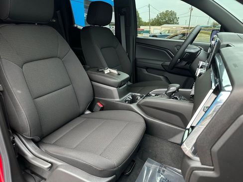 New 2026 GMC Canyon Elevation w/ Convenience Package image 15