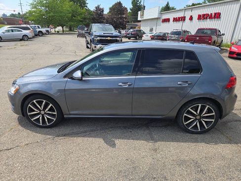 Used 2015 Volkswagen Golf TDI S FWD image 5