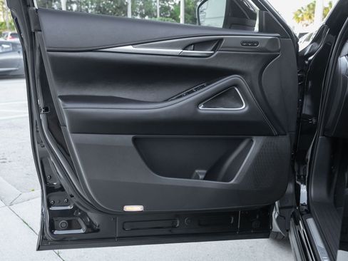 Certified 2026 INFINITI QX60 Luxe w/ Cargo Package image 30