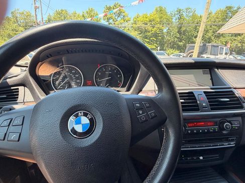Used 2013 BMW X5 xDrive50i w/ Premium Pkg AWD/4WD image 32