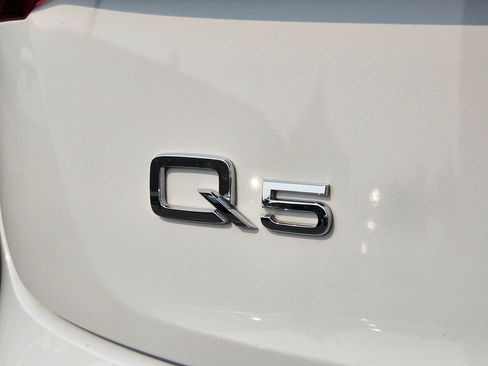 Used 2019 Audi Q5 2.0T Premium w/ Convenience Package AWD/4WD image 27