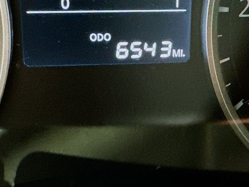 Used 2024 Nissan Kicks S image 18