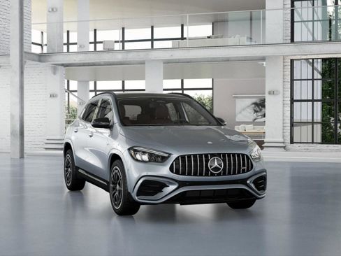 New 2026 Mercedes-Benz GLA 35 AMG 4MATIC image 9