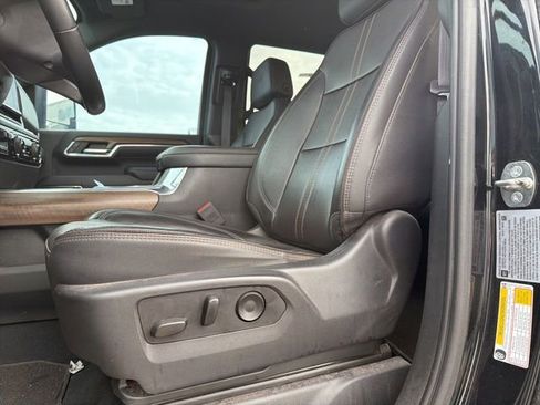 Used 2024 Chevrolet Silverado 3500 High Country w/ High Country Premium Package AWD/4WD image 13